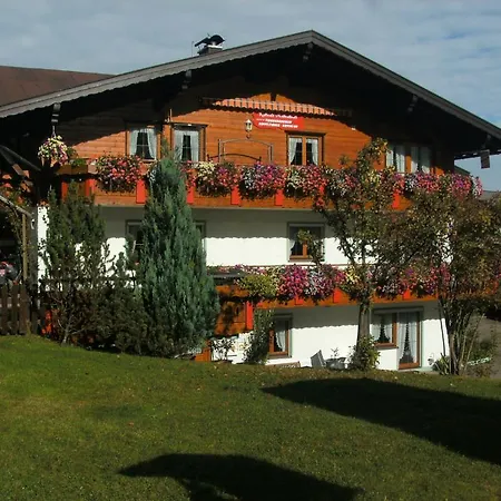 Gastehaus Rinner-aumann Gasthuis Riezlern